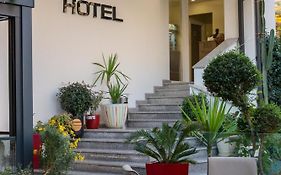 F&M Hotel 2